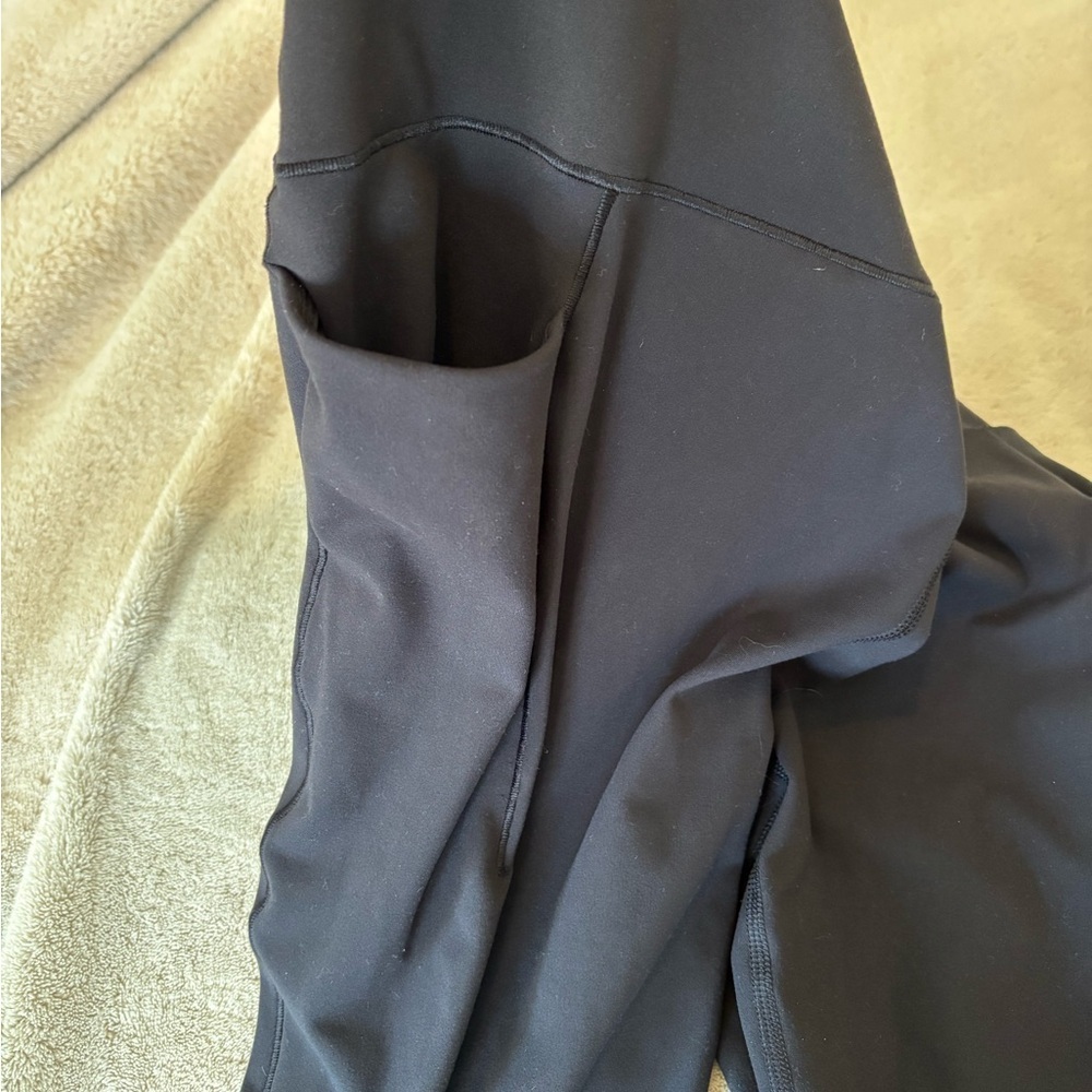 Spyder Leggings with pockets|Black|Size L|Buttery Soft - Picture 4 of 6